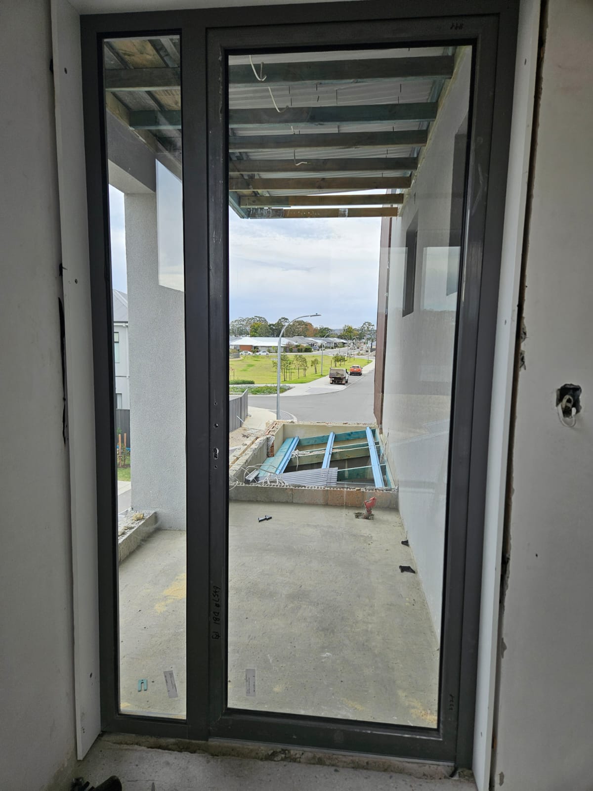 Installed Aluminum Glass Door