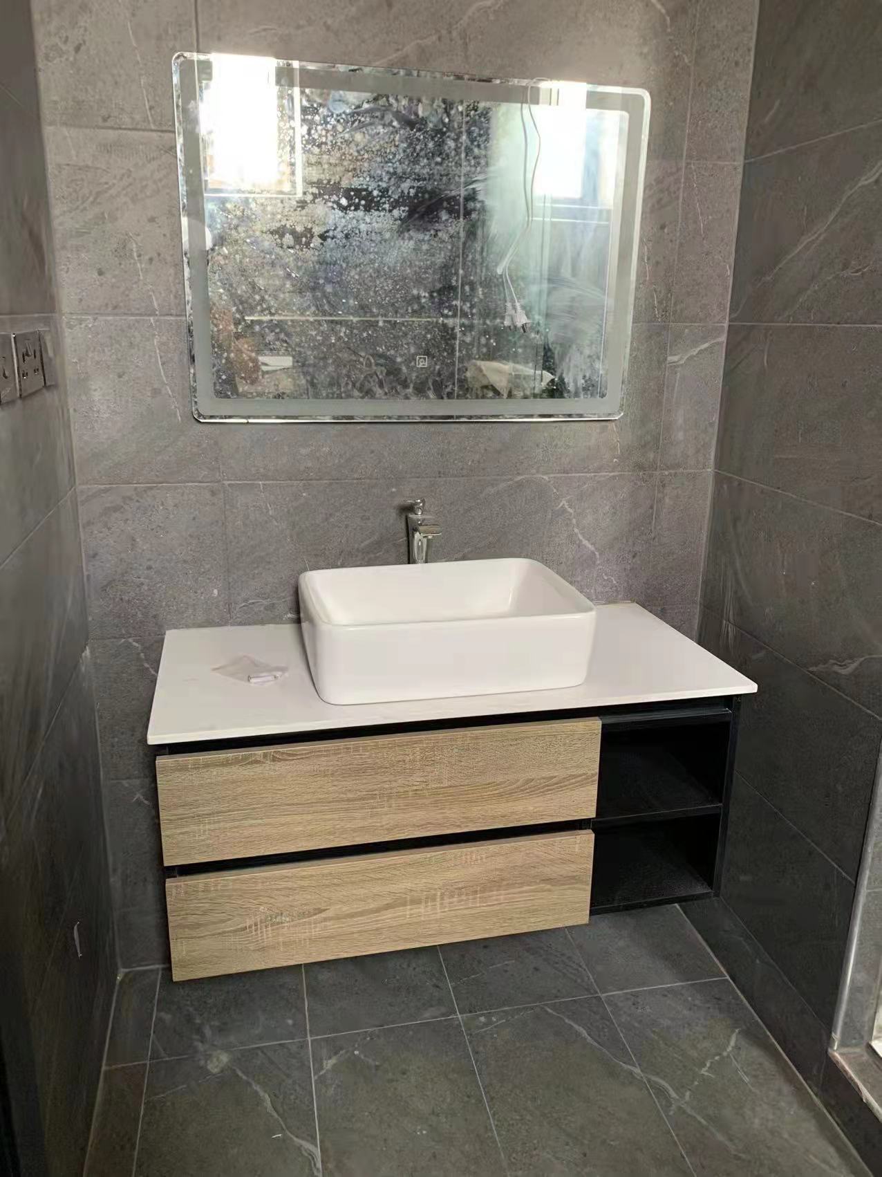 Vessel Basin with LED Mirror