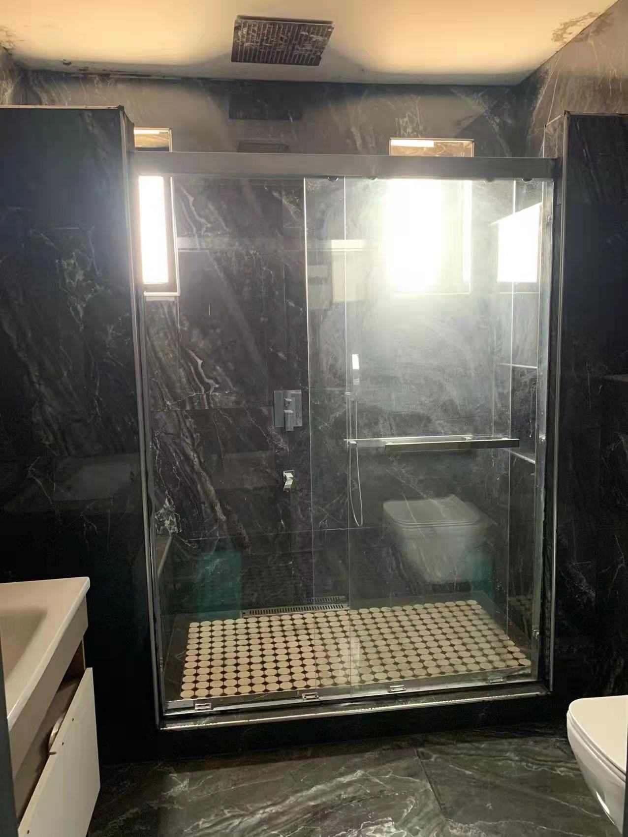 Vanity, Bathtub & Faucet Coordination